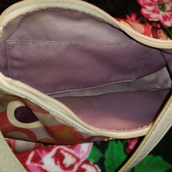 Coach Handbag - Picture 4 of 6